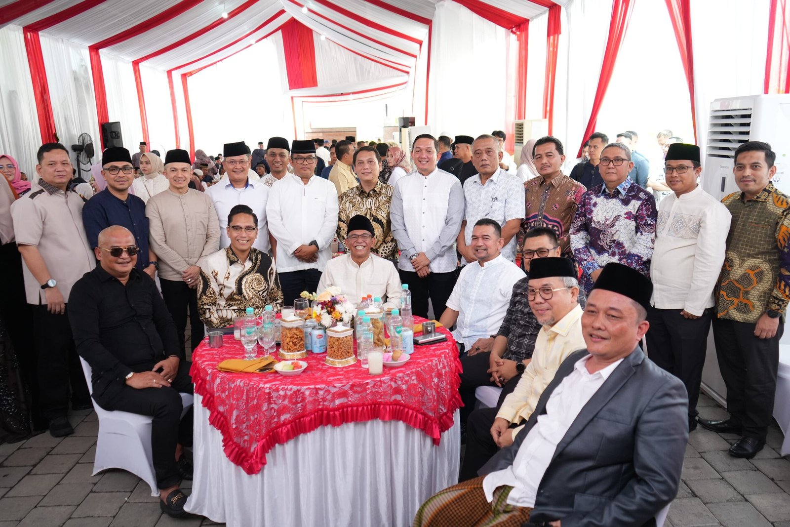 Penguat hubungan antarkepala daerah, Rico Waas hadiri open house Idulfitri Gubsu