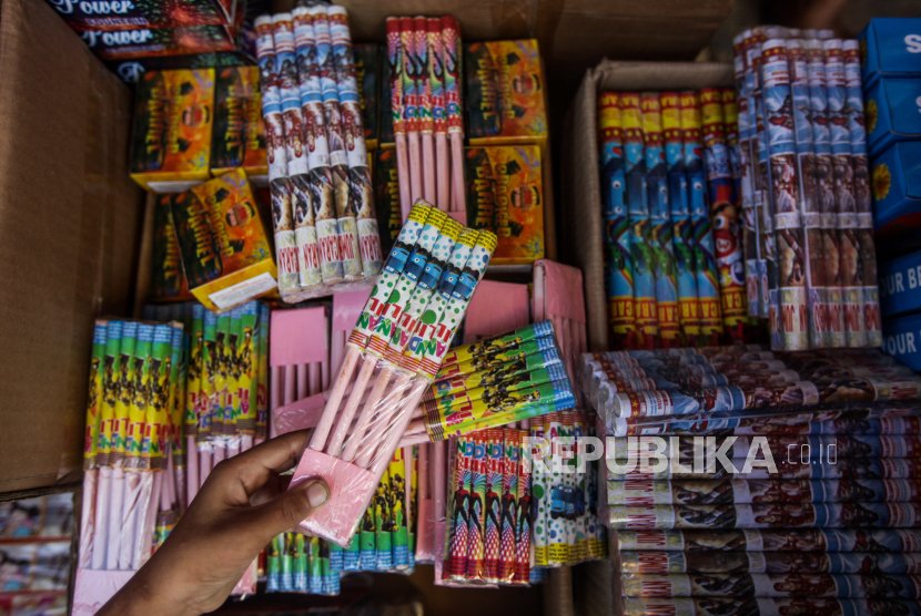 6 ledakan petasan maut di tiga wilayah, satu anak tewas dan puluhan luka-luka