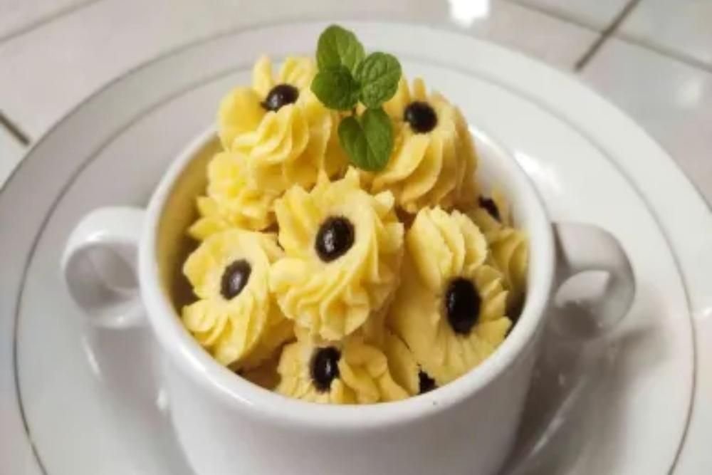15 resep kue kering mudah, coba sekarang!