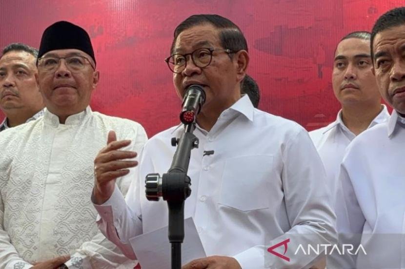Gubernur DKI Ajak Pengunjung Taman Bendera Pusaka Pakai Transportasi Umum