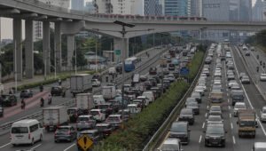 Puncak Arus Mudik: 250.000 Kendaraan Tinggalkan Jakarta H-2 Lebaran