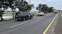 Ekspedisi Pantura Jakarta-Cirebon: Jalan Berlubang dan Truk Mengganggu