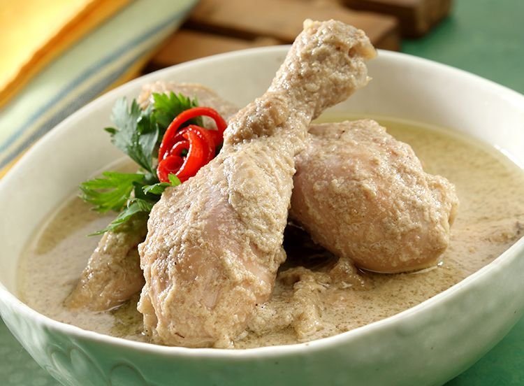 Resep Opor Ayam Putih Kental untuk Lebaran, Daging Empuk dan Lembut