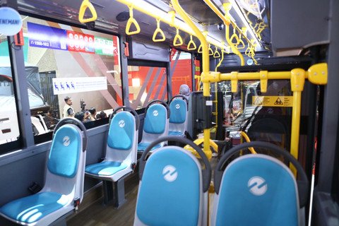 Transjakarta perpanjang jam operasional dan tambah armada saat arus balik Lebaran