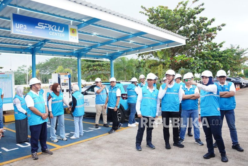 PLN Siapkan Pusat Layanan SPKLU untuk Kepuasan Pemudik di Trans Jawa