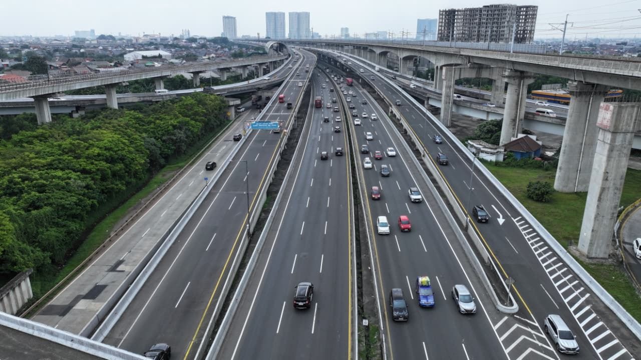 Arus balik Lebaran usai, jalan layang MBZ tetap padat, mengapa?