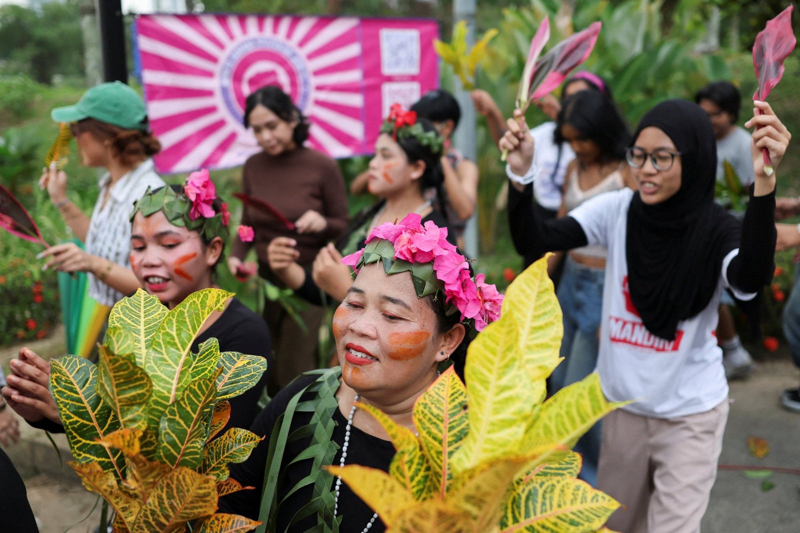 Malaysia and Indonesia Lead Global Survey on ‘Obedient’ Wives Malaysia and Indonesia Lead Global Survey on ‘Obedient’ Wives