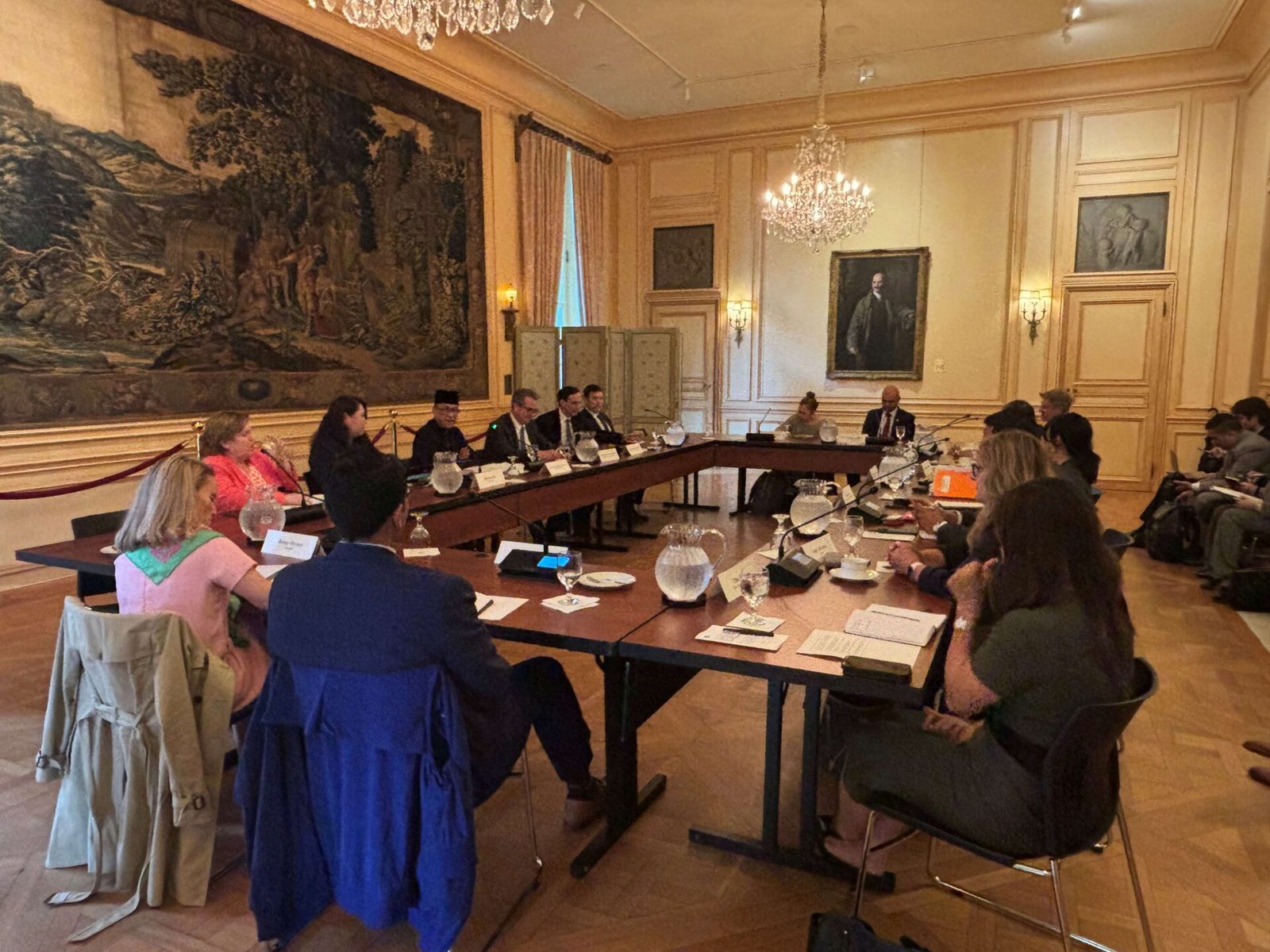 Ambassador Mahmood Honors MUSIAD’s Global Business Leadership