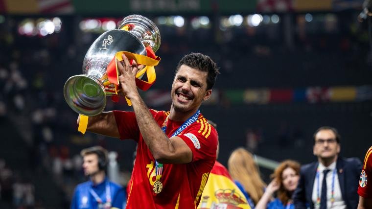 Strategi Real Madrid Rebut Rodri dari Manchester City