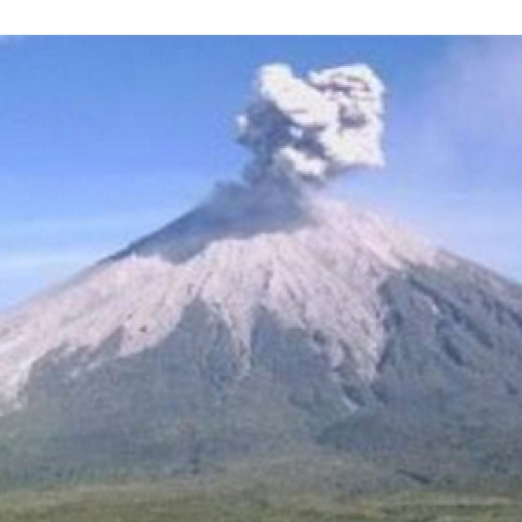 Gunung Semeru Meletus, Warga Diingatkan Bahaya Awan Panas