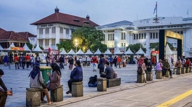 Menjelajahi Sejarah & Pesona Kota Tua Jakarta: Destinasi Wajib!
