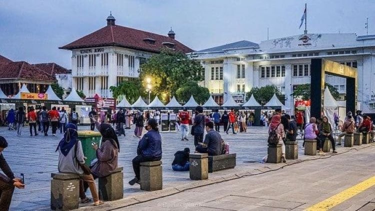 Menjelajahi Sejarah & Pesona Kota Tua Jakarta: Destinasi Wajib!