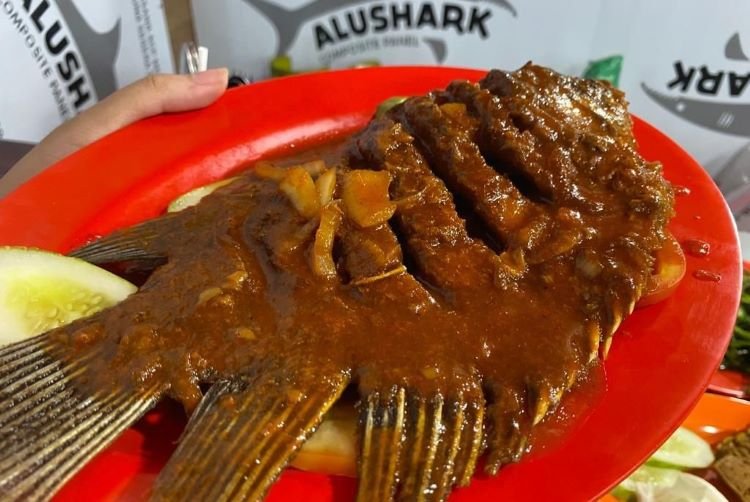 Bintang Laut Seafood PRJ: Destinasi Kuliner Laut Populer di Jakarta