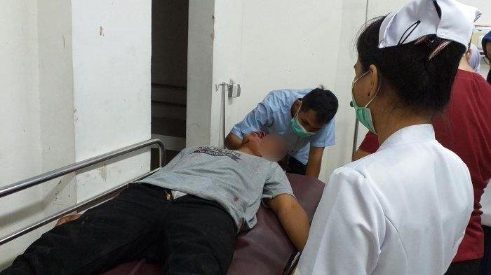 Lurah Babak Belur Usai Selingkuh, Dihajar Keluarga dan Warga Lurah Babak Belur Usai Selingkuh, Dihajar Keluarga dan Warga